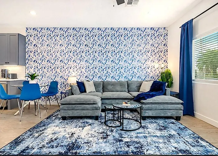 Sapphire Leaf- Luxury 3br- Pool, King Beds, Spacious, Quiet, Garage, Close To Airport And Oldtown * Phoenix